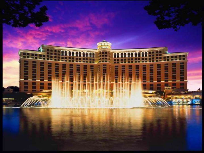 luxurious hotel in Vegas