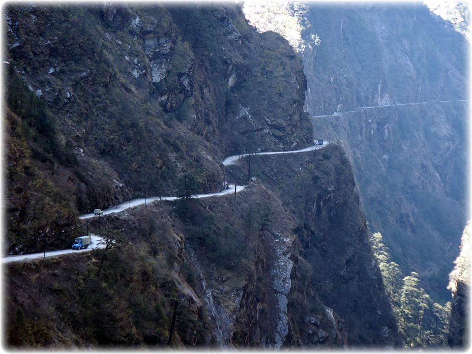 Dangerous Himalayan roads