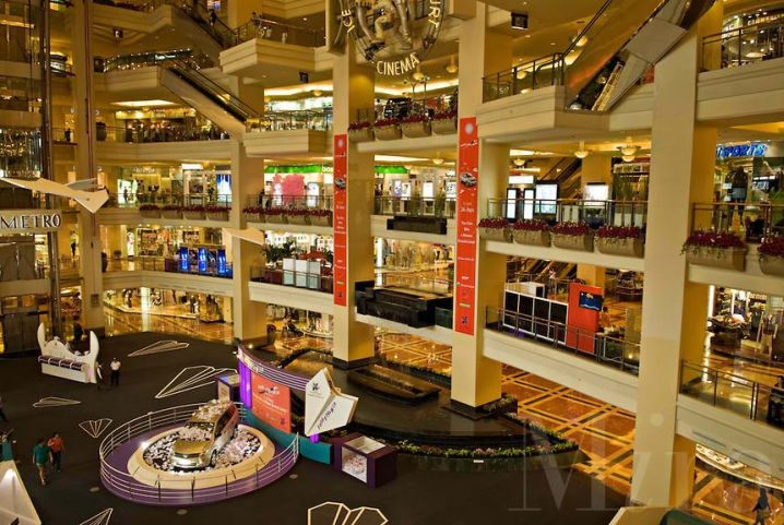 largest shopping mall in Indonesia